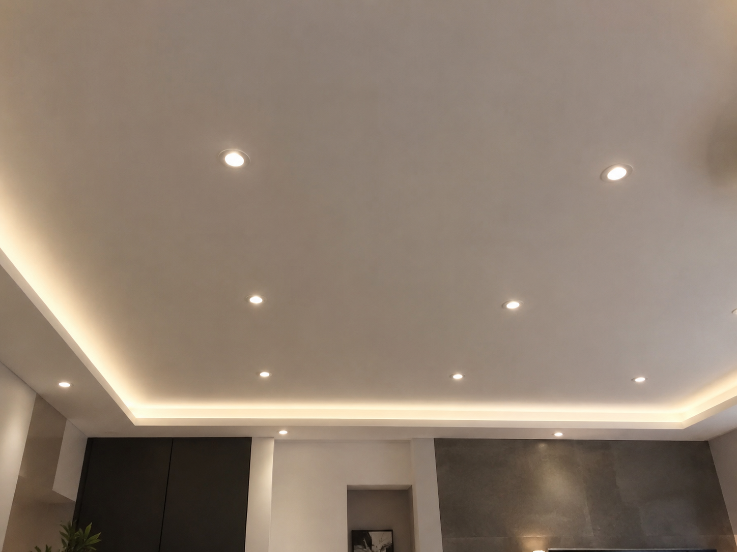 Pose de spots et éclairage intérieur par GT Elec IDF